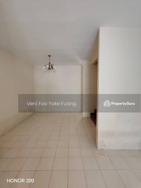 Rumah Teres 2-Tingkat untuk Dijual di Setia Impian (Setia Alam) - Veni Foo Yoke Fuang - Living Room - PropertyGuru.com.my