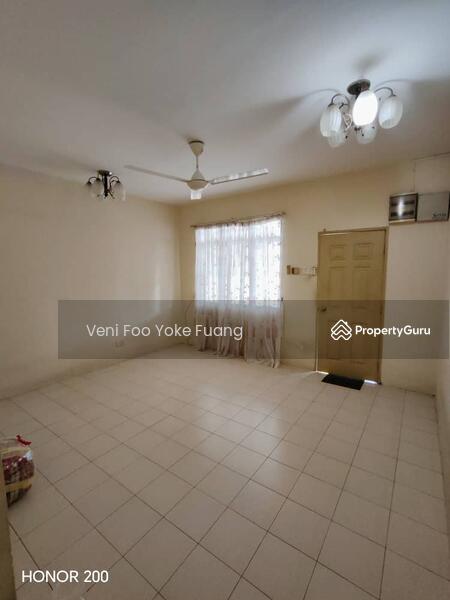 Rumah Teres 2-Tingkat untuk Dijual di Setia Impian (Setia Alam) - Veni Foo Yoke Fuang - Living Room - PropertyGuru.com.my