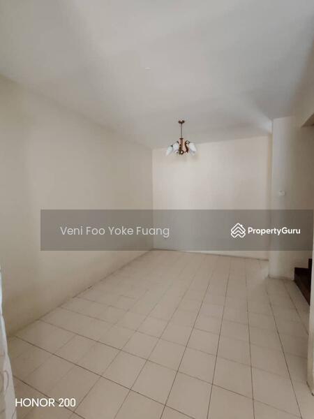 Rumah Teres 2-Tingkat untuk Dijual di Setia Impian (Setia Alam) - Veni Foo Yoke Fuang - Living Room - PropertyGuru.com.my