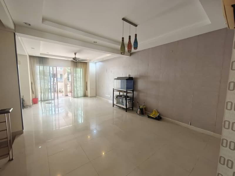 2.5-storey Terraced House for Sale in Ampang (Selangor) - Kin . - Living Room - PropertyGuru.com.my
