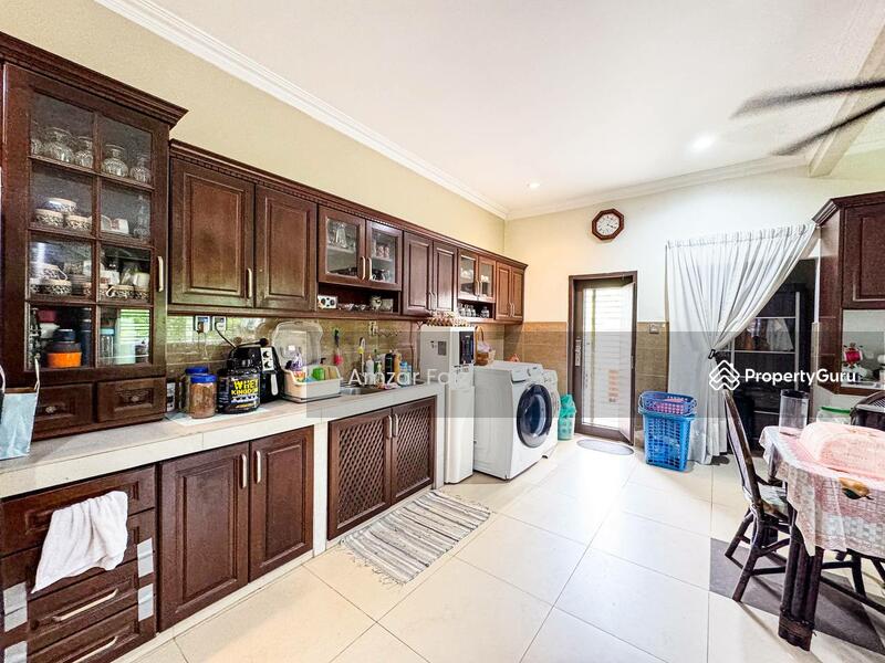 Rumah Banglo untuk Dijual di Taman Puncak Perdana (Shah Alam) - Amzar Faiz - Kitchen - PropertyGuru.com.my