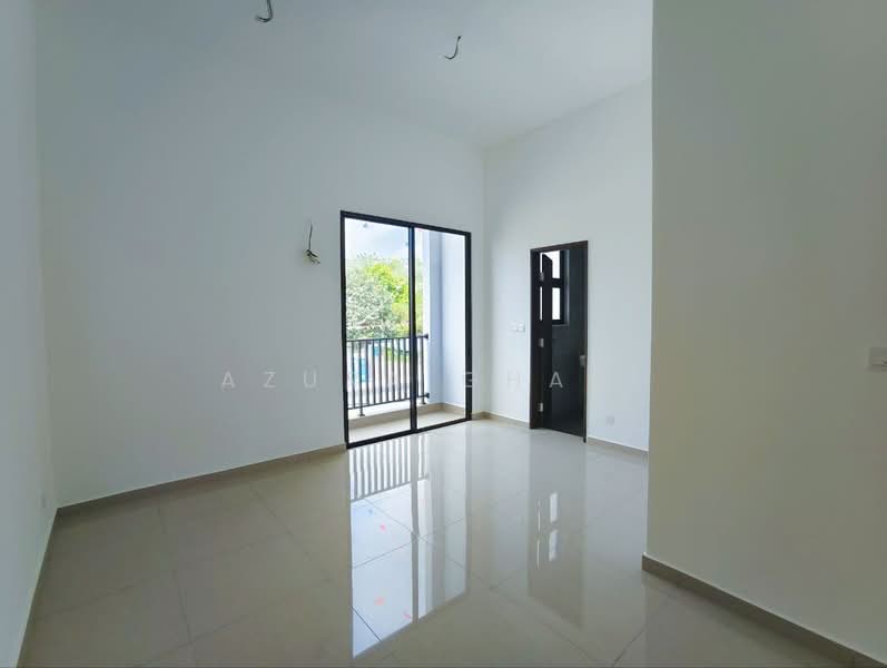 Taman Simpang Empat untuk Untuk Dijual - RM 583,000, Feb 2026 - Living Room - PropertyGuru.com.my