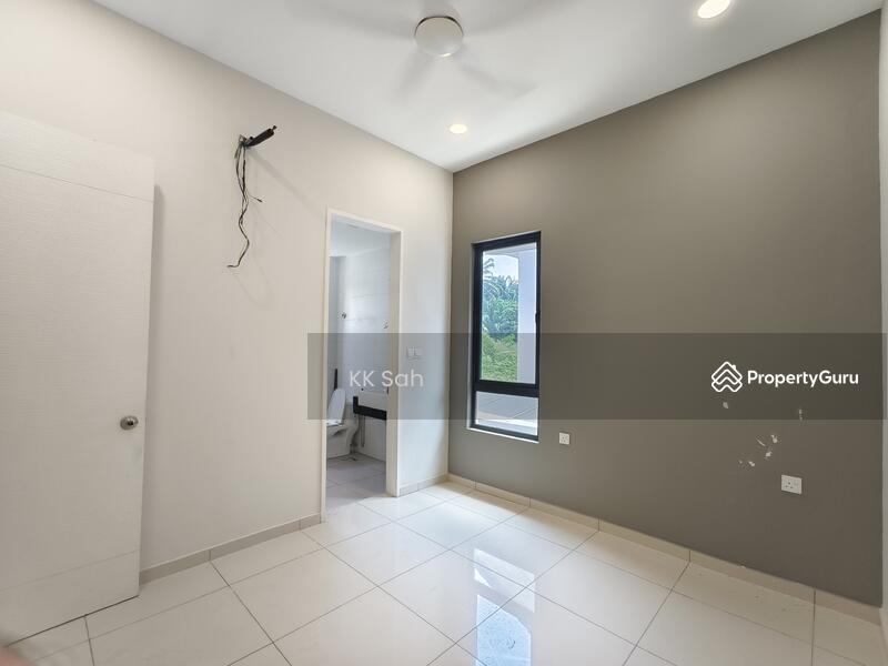 For Sale - (FULLY EXTENSION) 2 STOREY SEMI-D @ GREENVILLE, SEMENYIH