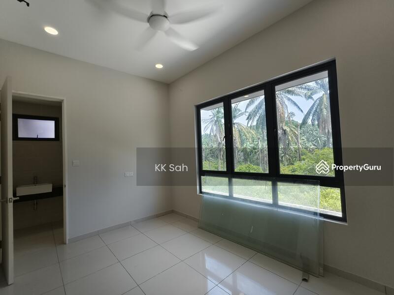 For Sale - (FULLY EXTENSION) 2 STOREY SEMI-D @ GREENVILLE, SEMENYIH