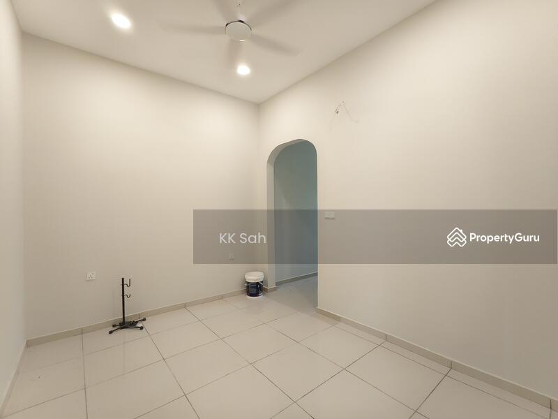 For Sale - (FULLY EXTENSION) 2 STOREY SEMI-D @ GREENVILLE, SEMENYIH