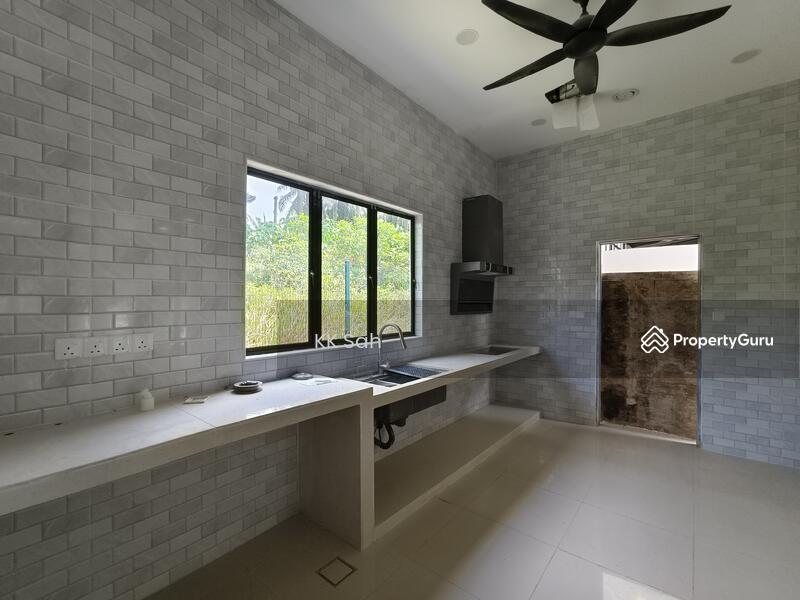 For Sale - (FULLY EXTENSION) 2 STOREY SEMI-D @ GREENVILLE, SEMENYIH