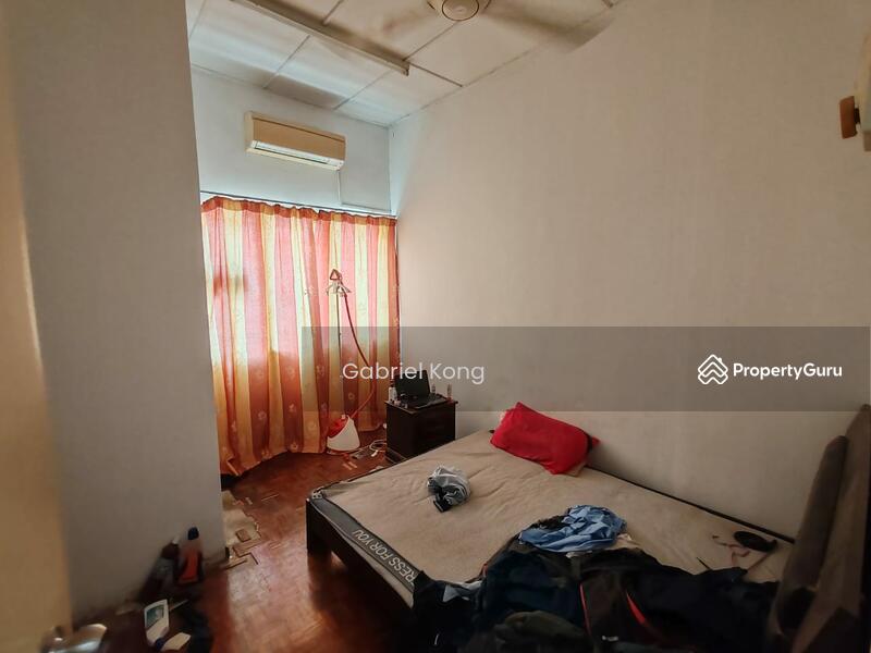 2-storey Terraced House for Sale in TAMAN PUCHONG UTAMA (Puchong) - Gabriel Kong - Bedroom - PropertyGuru.com.my