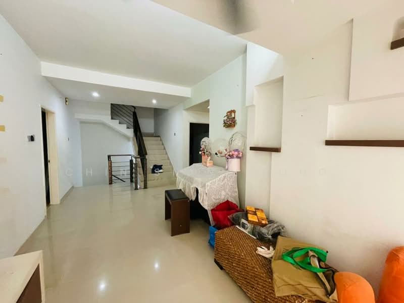 Rumah Berkembar untuk Dijual di Bukit Beruang (Bukit Baru) - Chin Siang Fong - Living Room - PropertyGuru.com.my
