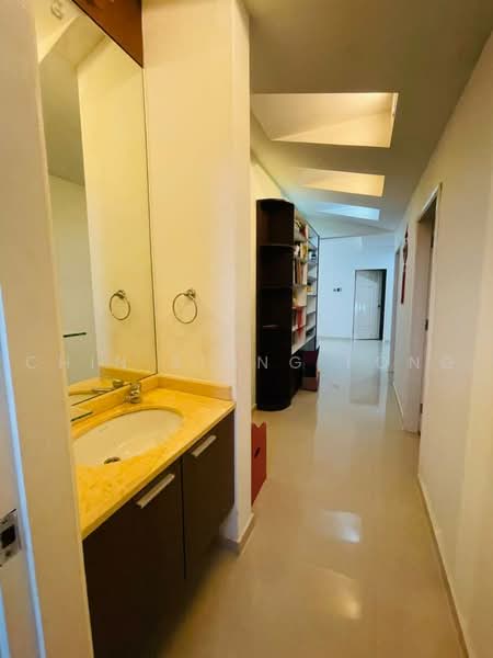Rumah Berkembar untuk Dijual di Bukit Beruang (Bukit Baru) - Chin Siang Fong - Bathroom - PropertyGuru.com.my
