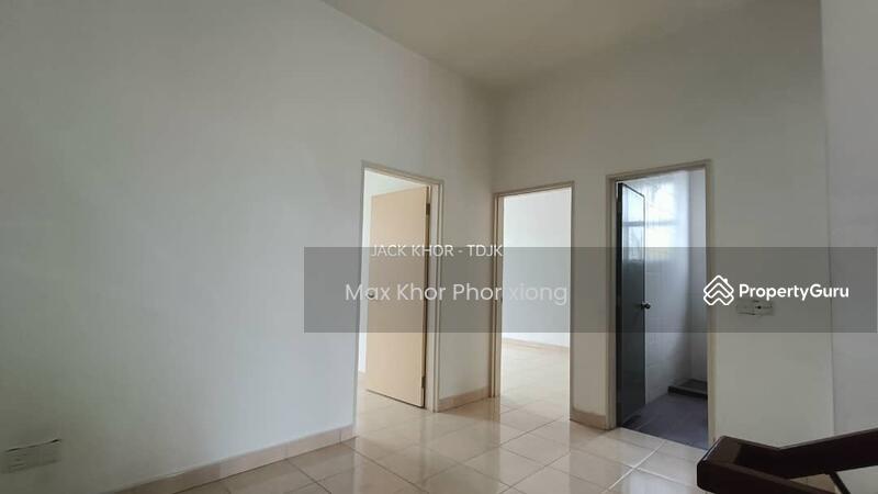 2-storey Terraced House for Sale in Setia Indah 9 (Setia Alam) - Max Khor Phor xiong - Corridor - PropertyGuru.com.my