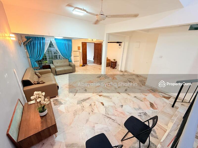 2-storey Terraced House for Sale in Seksyen 5 Wangsa Maju (Wangsa Maju) - Absyarie Syafiq Shahrin - Living Room - PropertyGuru.com.my