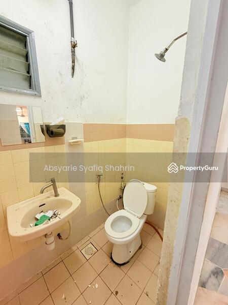 2-storey Terraced House for Sale in Seksyen 5 Wangsa Maju (Wangsa Maju) - Absyarie Syafiq Shahrin - Bathroom - PropertyGuru.com.my