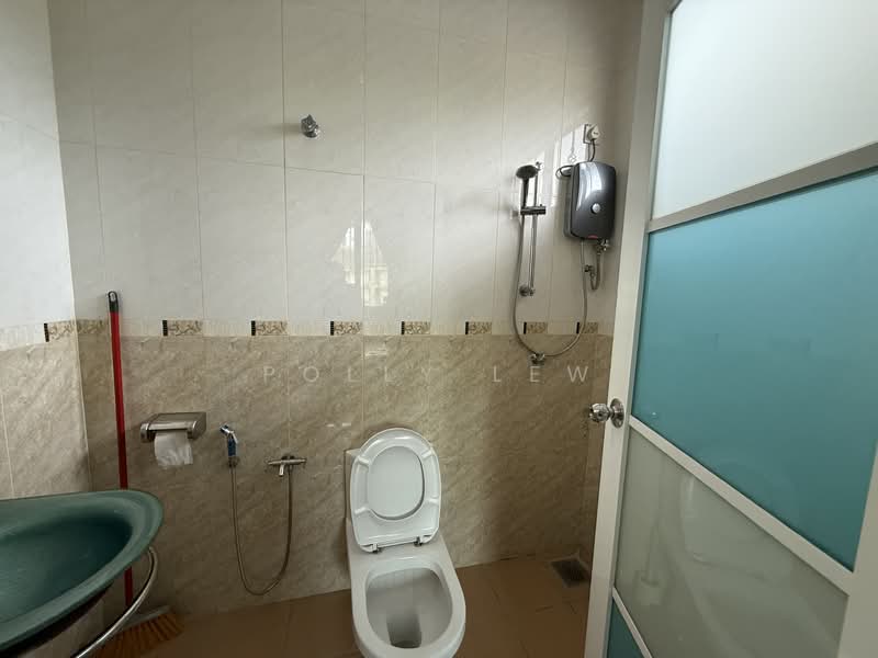 Bungalow for Sale in Sungai Long (Bandar Sungai Long) - Polly Lew - Bathroom - PropertyGuru.com.my