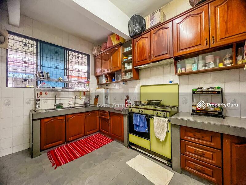 Untuk Dijual - Taman Lucky Garden