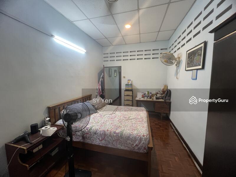2-storey Terraced House for Sale in Taman Seputeh (Seputeh) - SY Yen - Bedroom - PropertyGuru.com.my