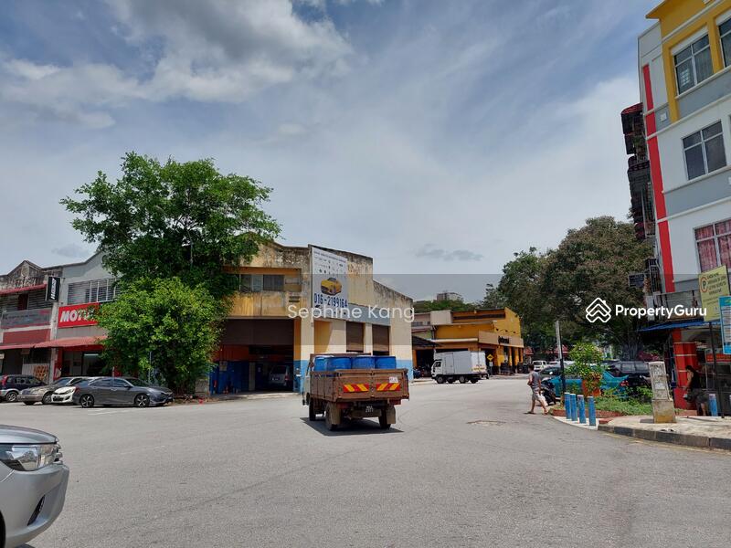 For Rent - Centre Point Batu Caves