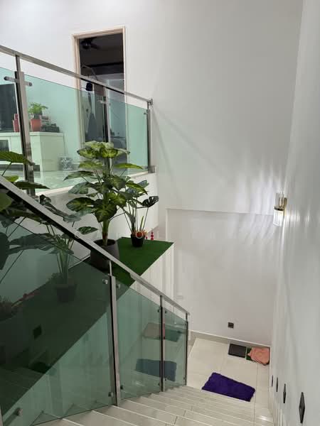 Cluster House for Sale in Bandar Kulai (Kulai) - Carol Tan - Stairs - PropertyGuru.com.my