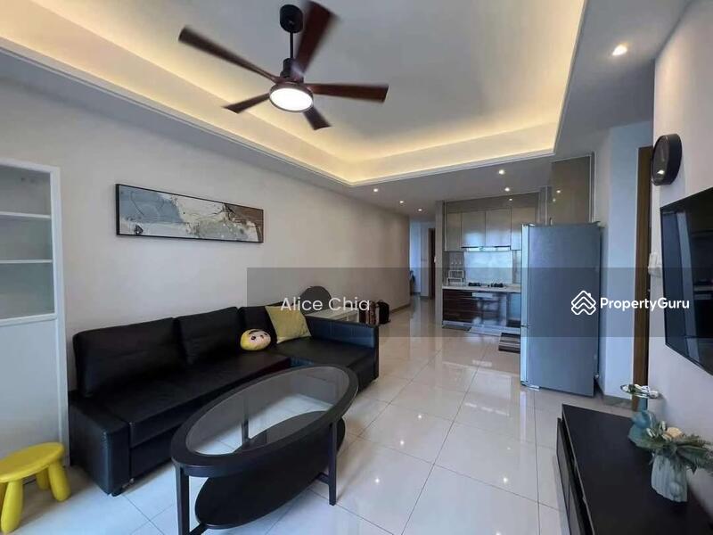 Kediaman Servis untuk Disewa di R&F Princess Cove Phase 1 - Alice Chia - Living Room - PropertyGuru.com.my