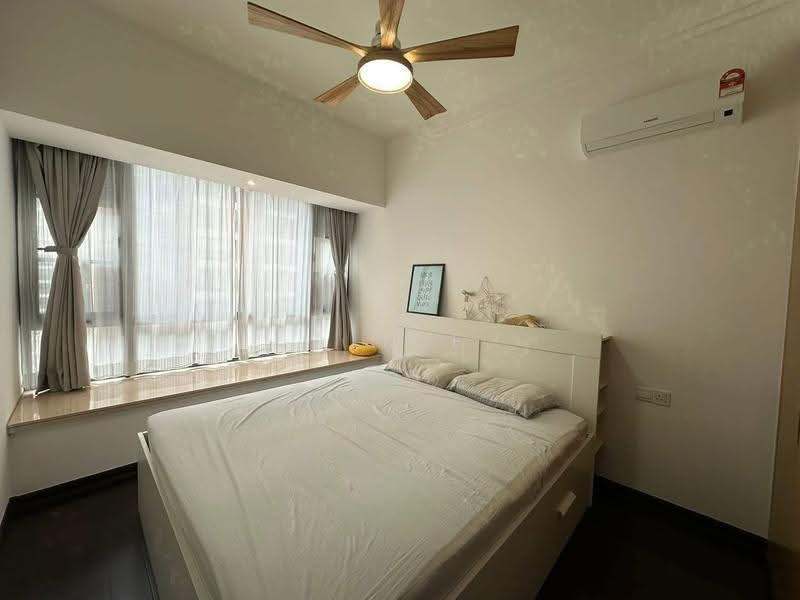 Kediaman Servis untuk Disewa di R&F Princess Cove Phase 1 - Alice Chia - Bedroom - PropertyGuru.com.my