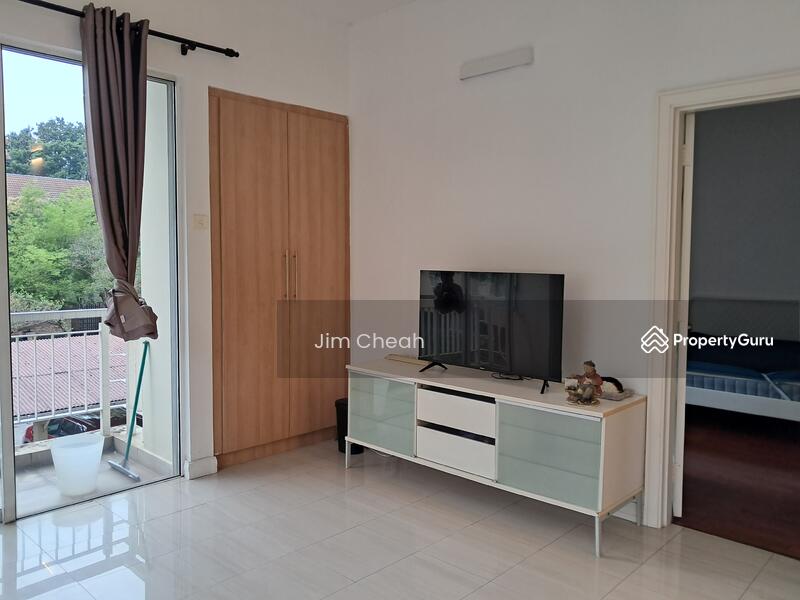 Pangsapuri untuk Disewa di Adiva Courtyard - Jim Cheah - Living Room - PropertyGuru.com.my