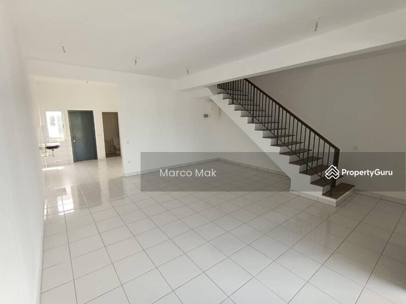 2-storey Terraced House for Sale in Bandar Bukit Tinggi (Klang) - Marco Mak - Living Room - PropertyGuru.com.my