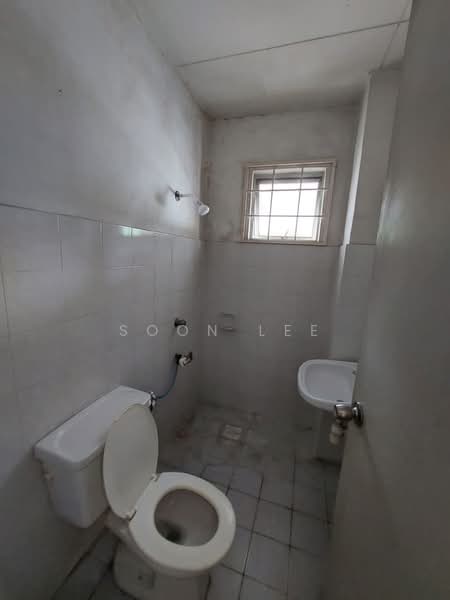 Rumah Teres untuk Dijual di Bandar Utama 1 (Bandar Utama) - Sandra Wang - Bathroom - PropertyGuru.com.my