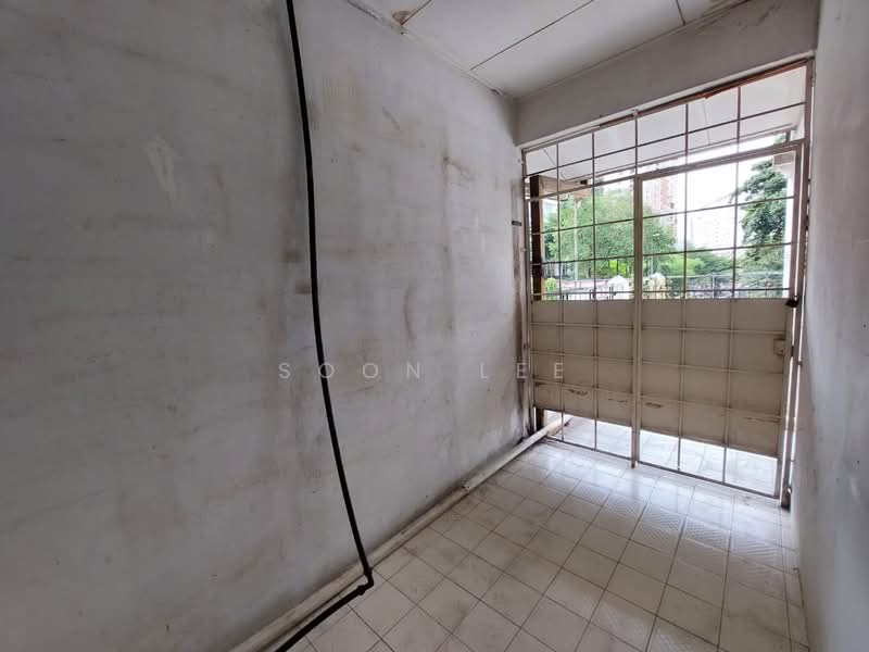 Rumah Teres untuk Dijual di Bandar Utama 1 (Bandar Utama) - Sandra Wang - Entrance - PropertyGuru.com.my