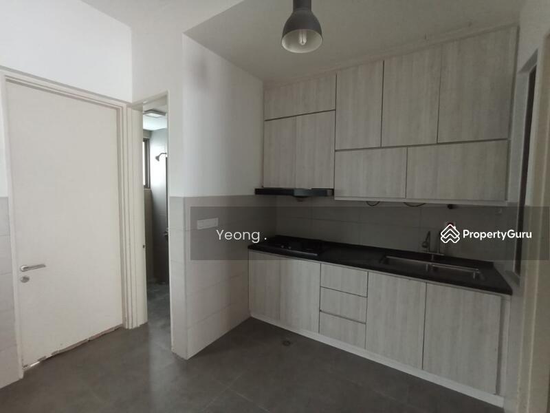 3-storey Terraced House for Sale in Cyberjaya (Selangor) - Yeong . - Kitchen - PropertyGuru.com.my