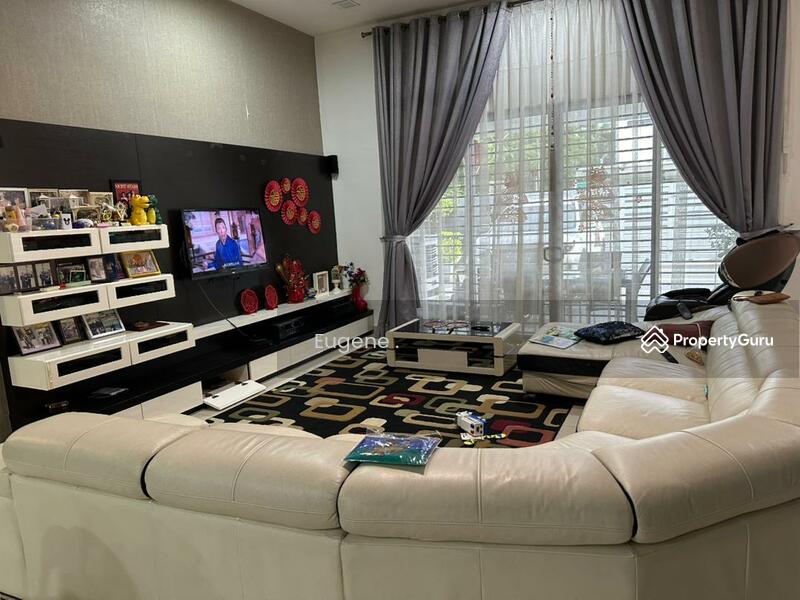 2-storey Terraced House for Sale in Setia Damai (Setia Alam) - Eugene Yap - Living Room - PropertyGuru.com.my