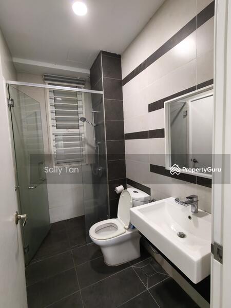 Condominium for Rent at D'Suites Akasia Horizon @ Horizon Hills - Sally Tan - Bathroom - PropertyGuru.com.my