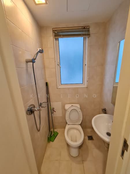 Condominium for Sale at Tiffani Kiara - Ken Leong - Bathroom - PropertyGuru.com.my