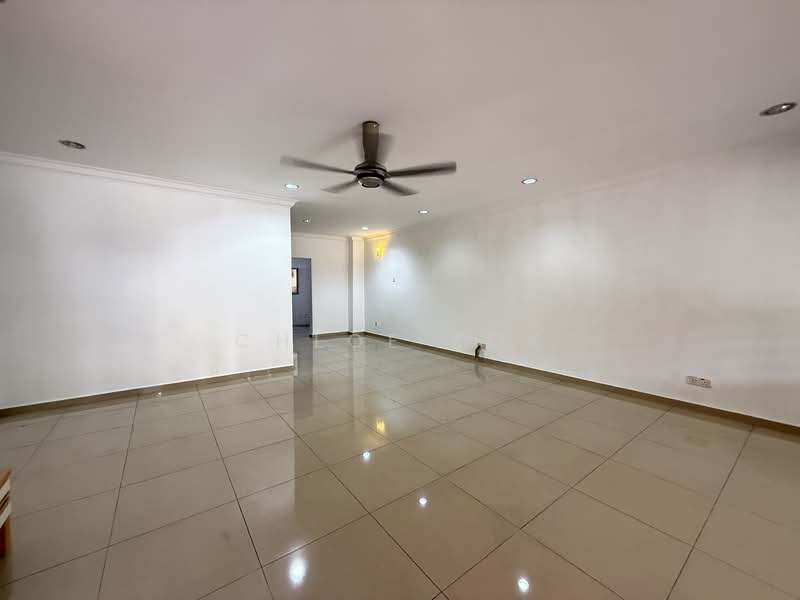 2-storey Terraced House for Sale in Taman Sri Putra Mas (Sungai Buloh) - Chloe Kok - Living Room - PropertyGuru.com.my