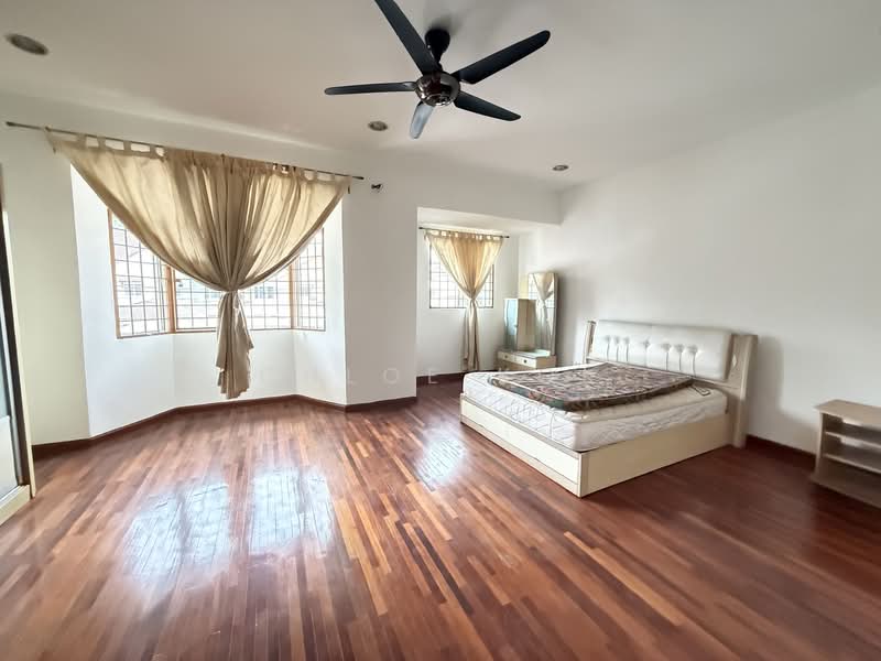 2-storey Terraced House for Sale in Taman Sri Putra Mas (Sungai Buloh) - Chloe Kok - Bedroom - PropertyGuru.com.my