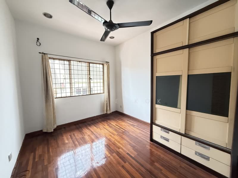 2-storey Terraced House for Sale in Taman Sri Putra Mas (Sungai Buloh) - Chloe Kok - Bedroom - PropertyGuru.com.my