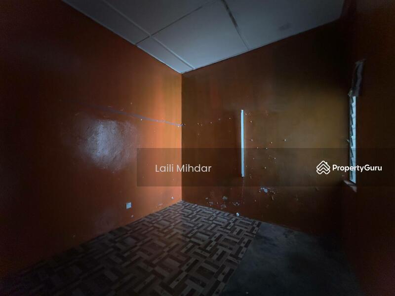 Taman Sri Nanding Hulu Langat Single Storey Terrace House For Sale untuk Untuk Dijual - RM 190,000, Apr 2026 - Bedroom - PropertyGuru.com.my