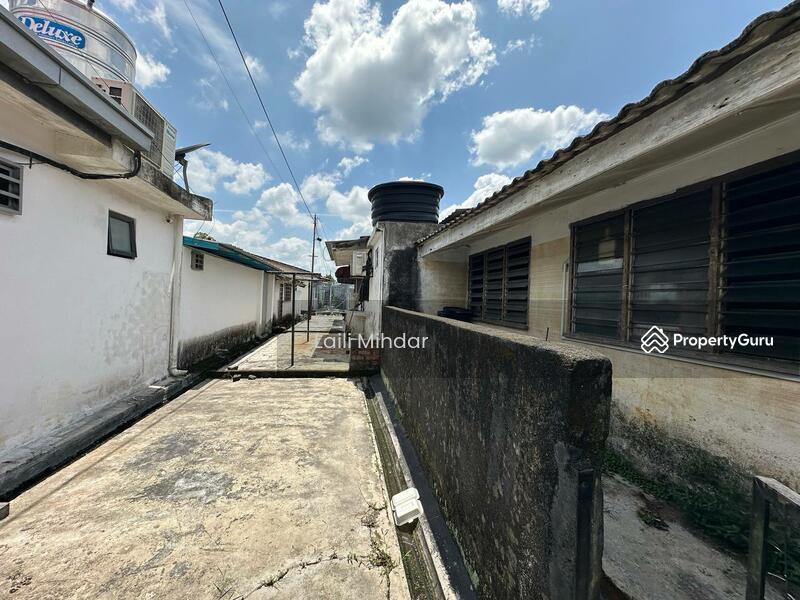 Taman Sri Nanding Hulu Langat Single Storey Terrace House For Sale untuk Untuk Dijual - RM 190,000, Apr 2026 - Exterior - PropertyGuru.com.my