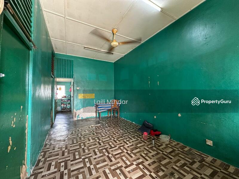 Taman Sri Nanding Hulu Langat Single Storey Terrace House For Sale untuk Untuk Dijual - RM 190,000, Apr 2026 - Living Room - PropertyGuru.com.my