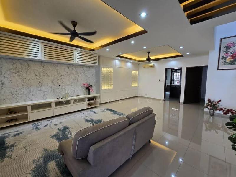 2-storey Terraced House for Sale in Alam Impian (Shah Alam) - Joanne Low - Living Room - PropertyGuru.com.my