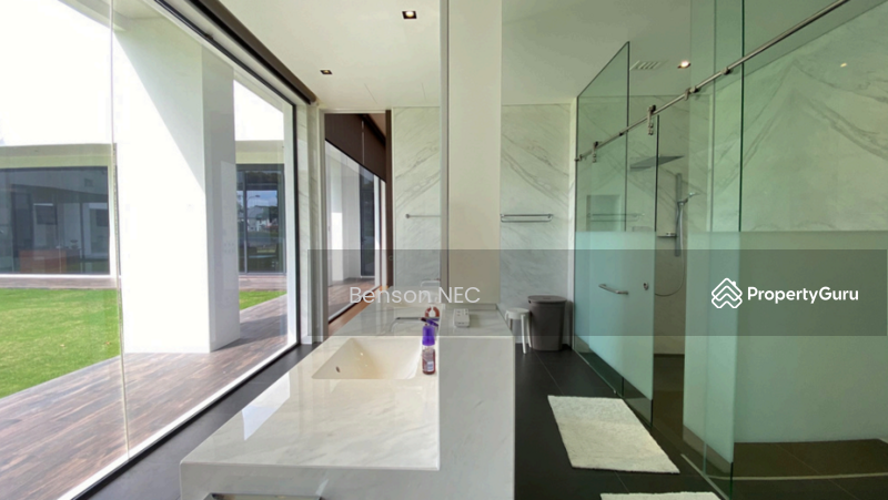 Bungalow House untuk Dijual di Leisure Farm (Gelang Patah) - Benson NEC - Bathroom - PropertyGuru.com.my