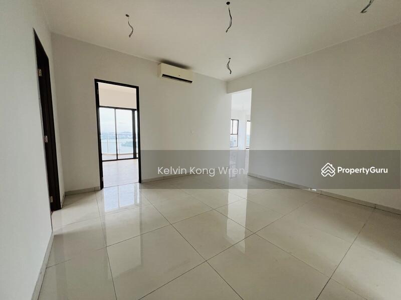 Condominium for Sale at Kings Bay @ Country Garden Danga Bay - Kelvin Kong Wren - Living Room - PropertyGuru.com.my