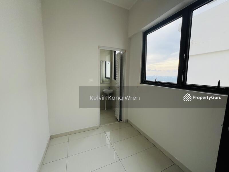 Condominium for Sale at Kings Bay @ Country Garden Danga Bay - Kelvin Kong Wren - Bedroom - PropertyGuru.com.my