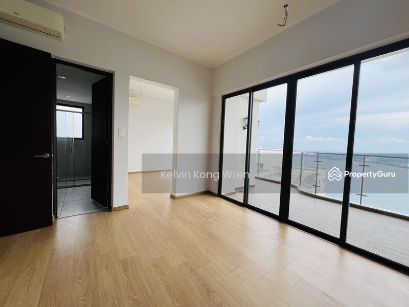 Condominium for Sale at Kings Bay @ Country Garden Danga Bay - Kelvin Kong Wren - Living Room - PropertyGuru.com.my