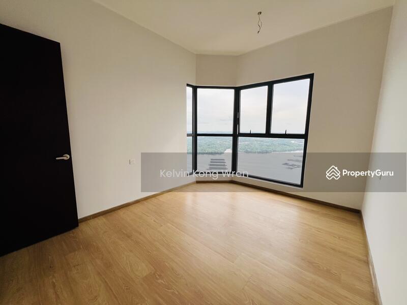 Condominium for Sale at Kings Bay @ Country Garden Danga Bay - Kelvin Kong Wren - Bedroom - PropertyGuru.com.my