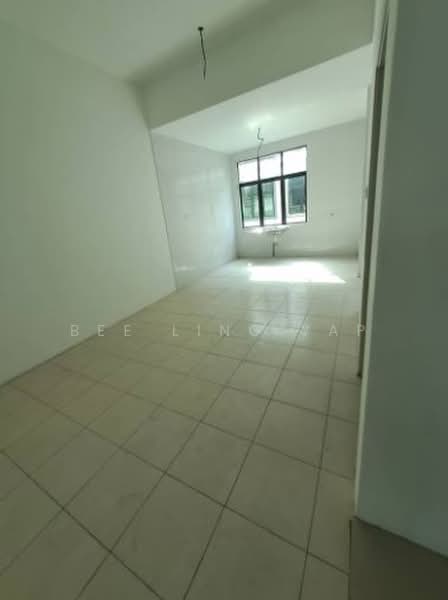 Rumah Teres 2-Tingkat untuk Dijual di Seri Teruntum (Kuantan) - Jyn Yap - Living Room - PropertyGuru.com.my