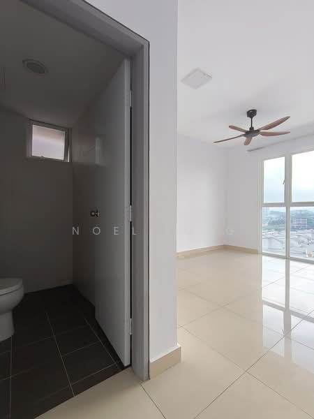 Servis Apartment untuk Dijual di Pacific Place - Noel Kong - 2nd Master Bedroom - PropertyGuru.com.my