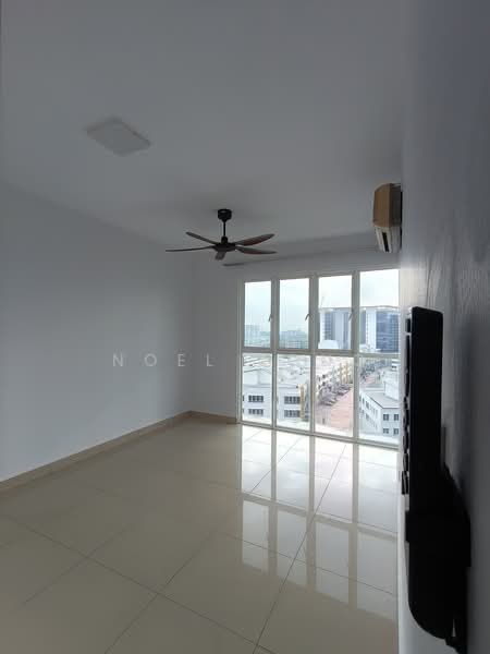 Servis Apartment untuk Dijual di Pacific Place - Noel Kong - 2nd Master Bedroom - PropertyGuru.com.my