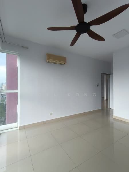 Servis Apartment untuk Dijual di Pacific Place - Noel Kong - 2nd Master Bedroom - PropertyGuru.com.my