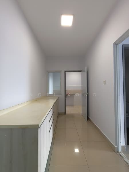 Servis Apartment untuk Dijual di Pacific Place - Noel Kong - Dry Kitchen - PropertyGuru.com.my