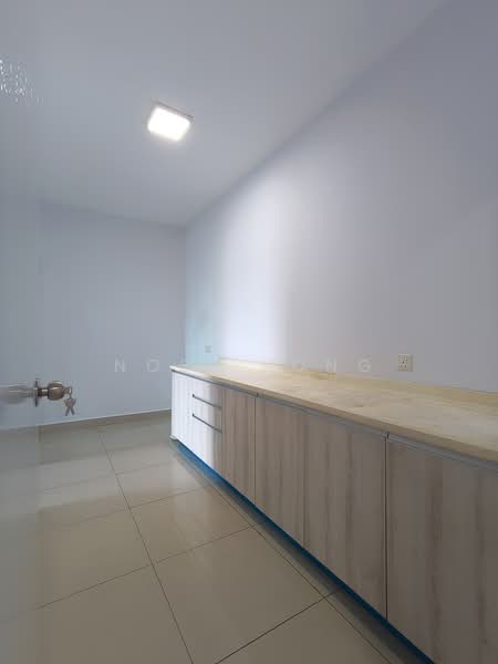 Servis Apartment untuk Dijual di Pacific Place - Noel Kong - Dry Kitchen - PropertyGuru.com.my