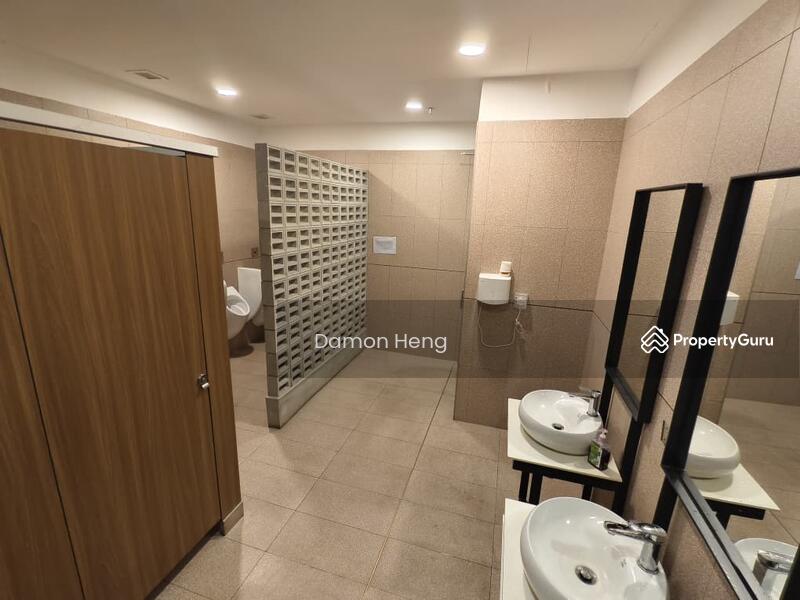 For Rent - Rent Shop Millerz Square Old Klang Road 3200sf Premium Beauty Showroom